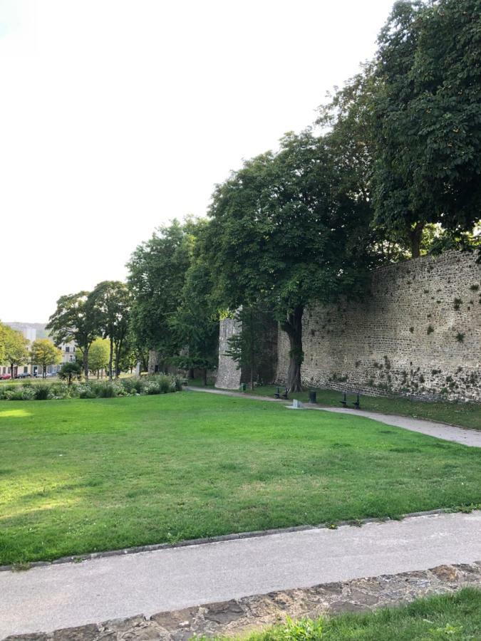 Face Aux Remparts Apartment Boulogne-sur-Mer Exterior photo
